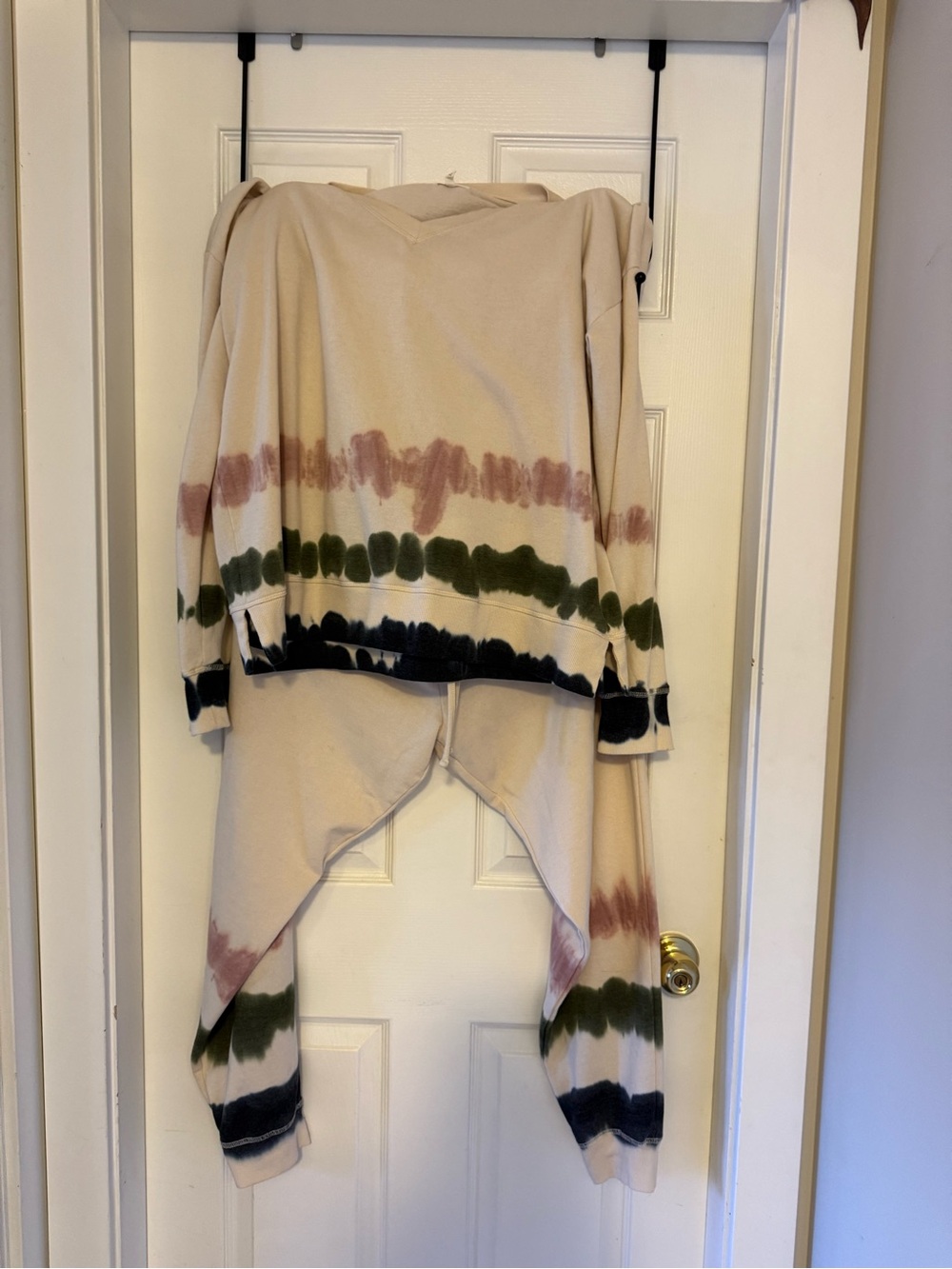 Women’s Tie-Dye Beige Jogger Set - Casual Comfort